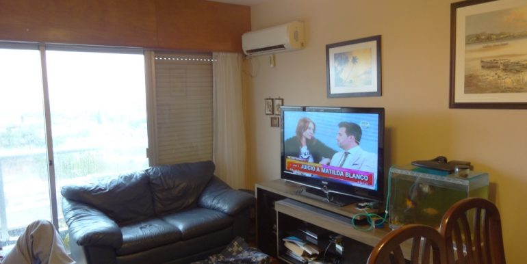 apartamento-en-el-buceo-excelente-oportunidad_1